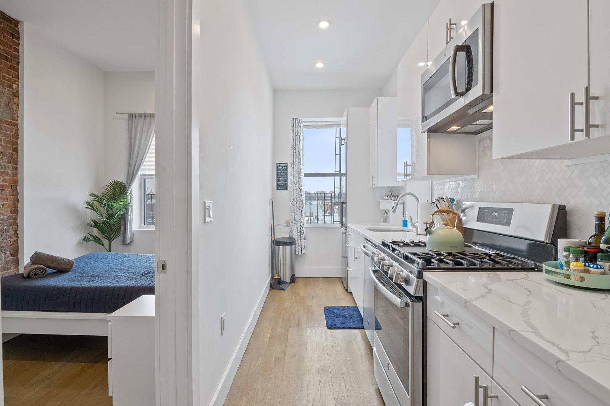 Chic Penthouse 15 Minutes From Nyc - Bus Stop At Doorstep Hoboken Exteriör bild