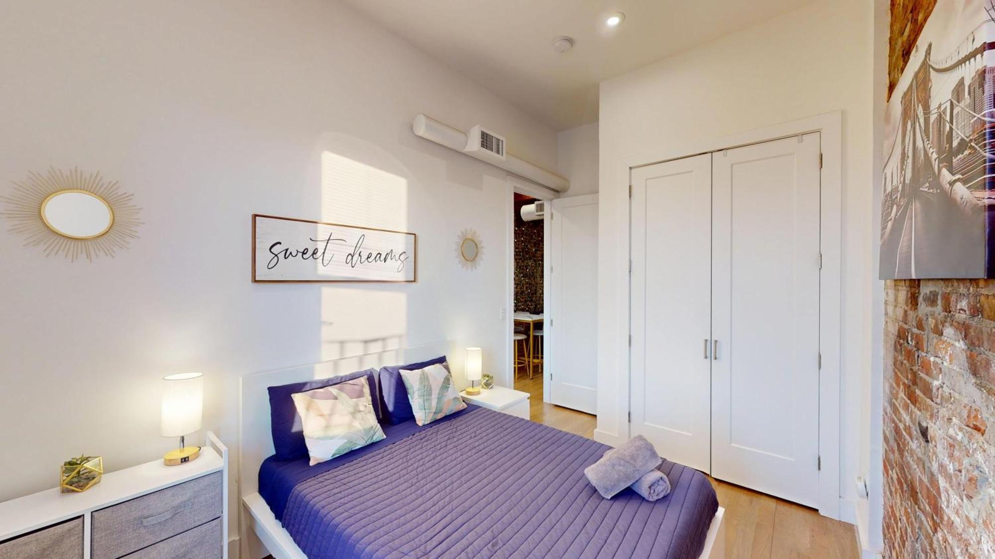 Chic Penthouse 15 Minutes From Nyc - Bus Stop At Doorstep Hoboken Exteriör bild